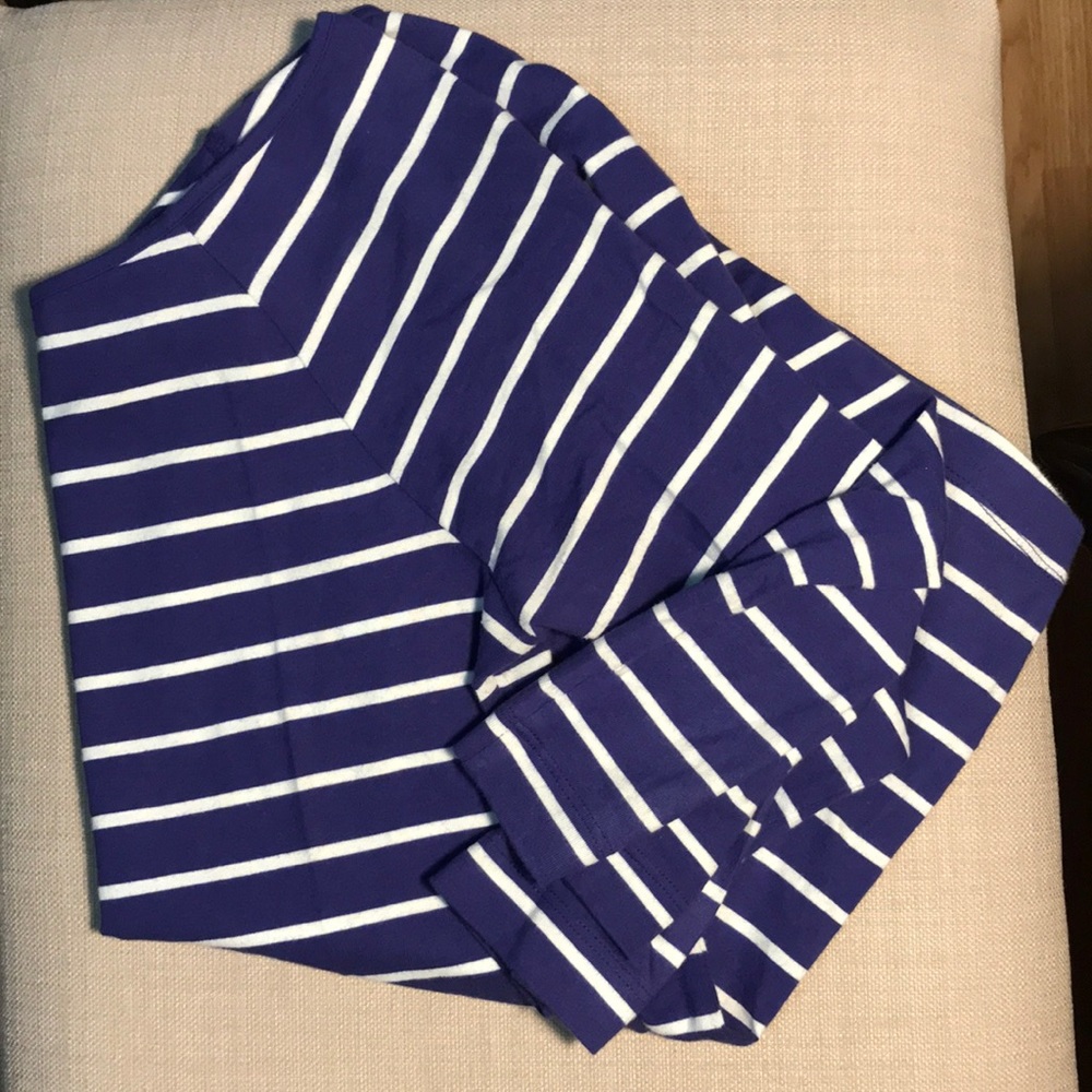 Striped 3/4 sleeve shirt